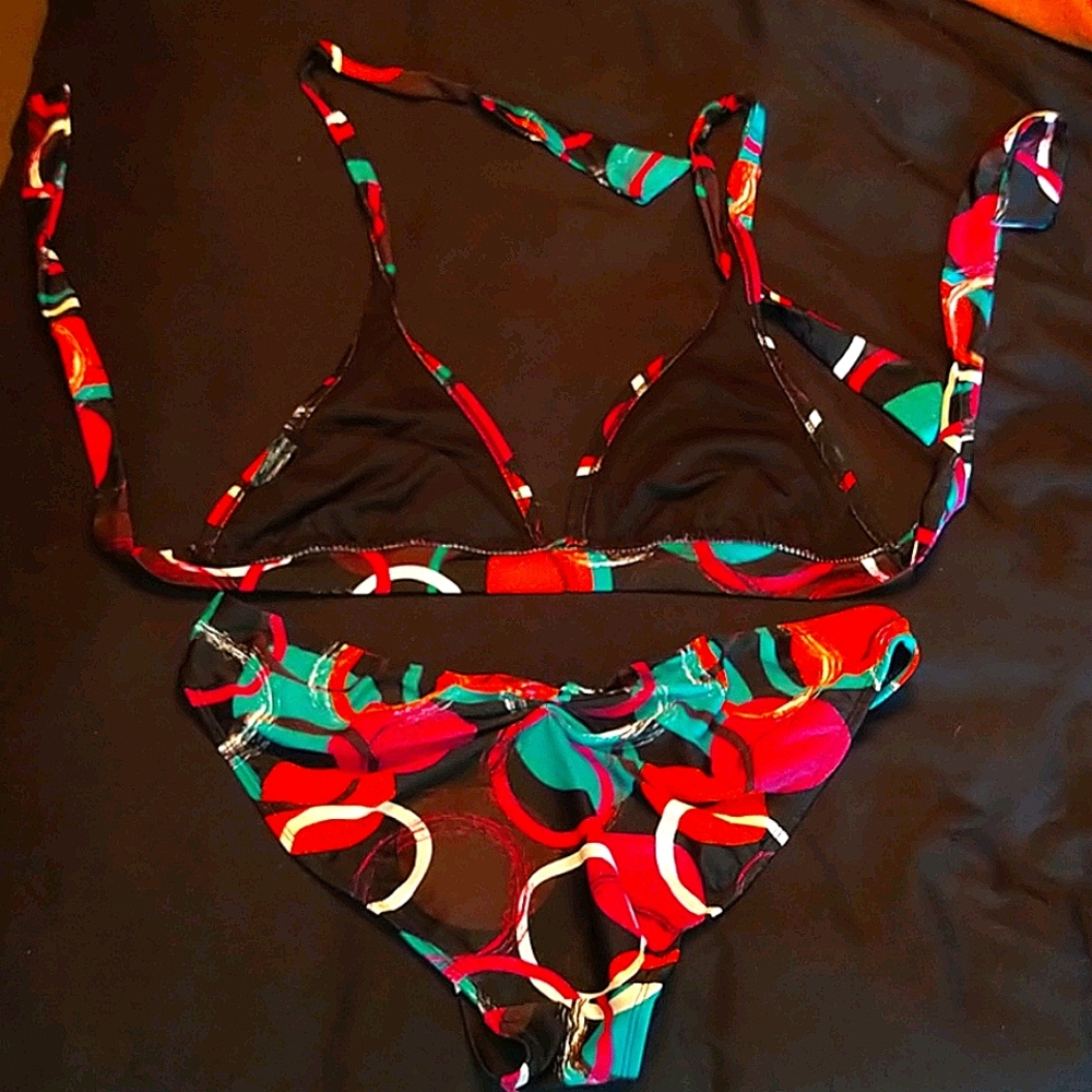 Bikini 👙 - Picture 3 of 5
